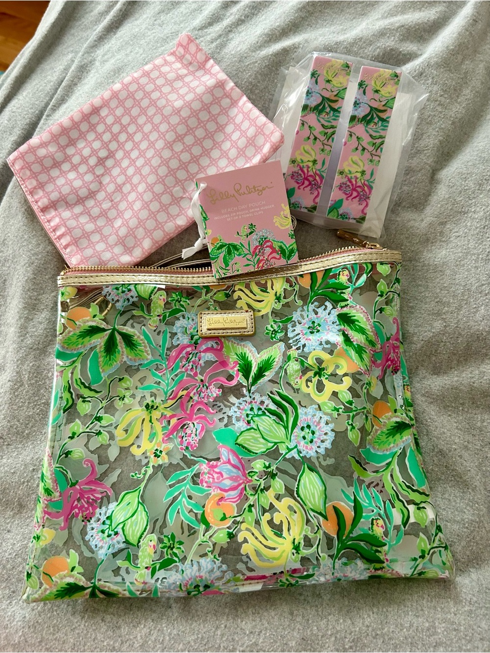 Lilly Pulitzer Pink Floral Beach Day Pouch NWT